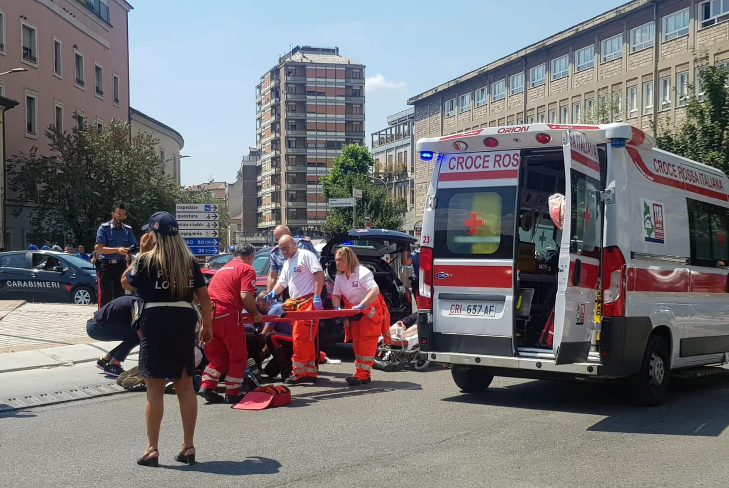 Terni Bimba Di Anni Cade Dalla Finestra Ricoverata In Gravi Condizioni