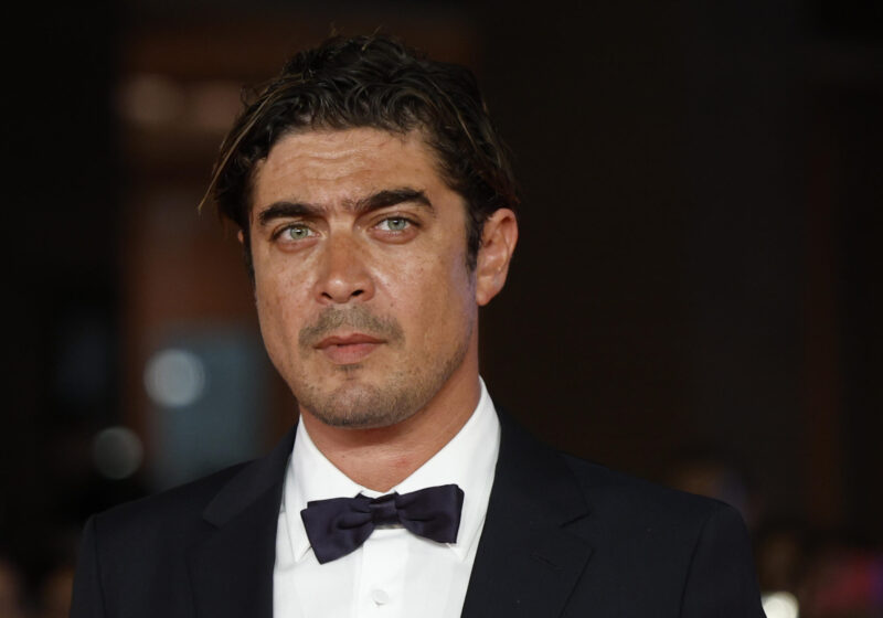 Scamarcio E Porcaroli Stanno Insieme Ecco Come Sono Stati Beccati