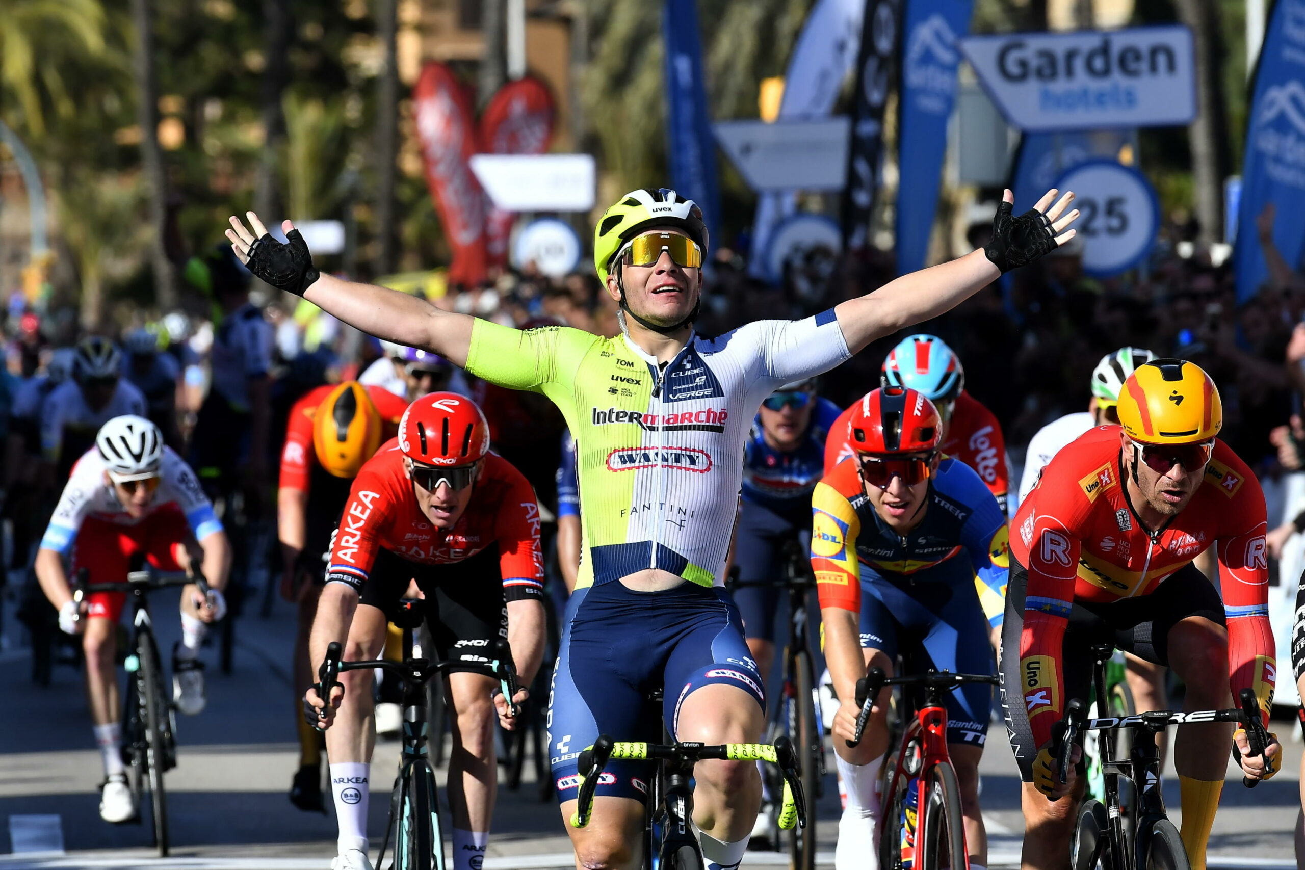 Volta Algarve Gerben Thijssen Si Aggiudica Il Primo Sprint Tag