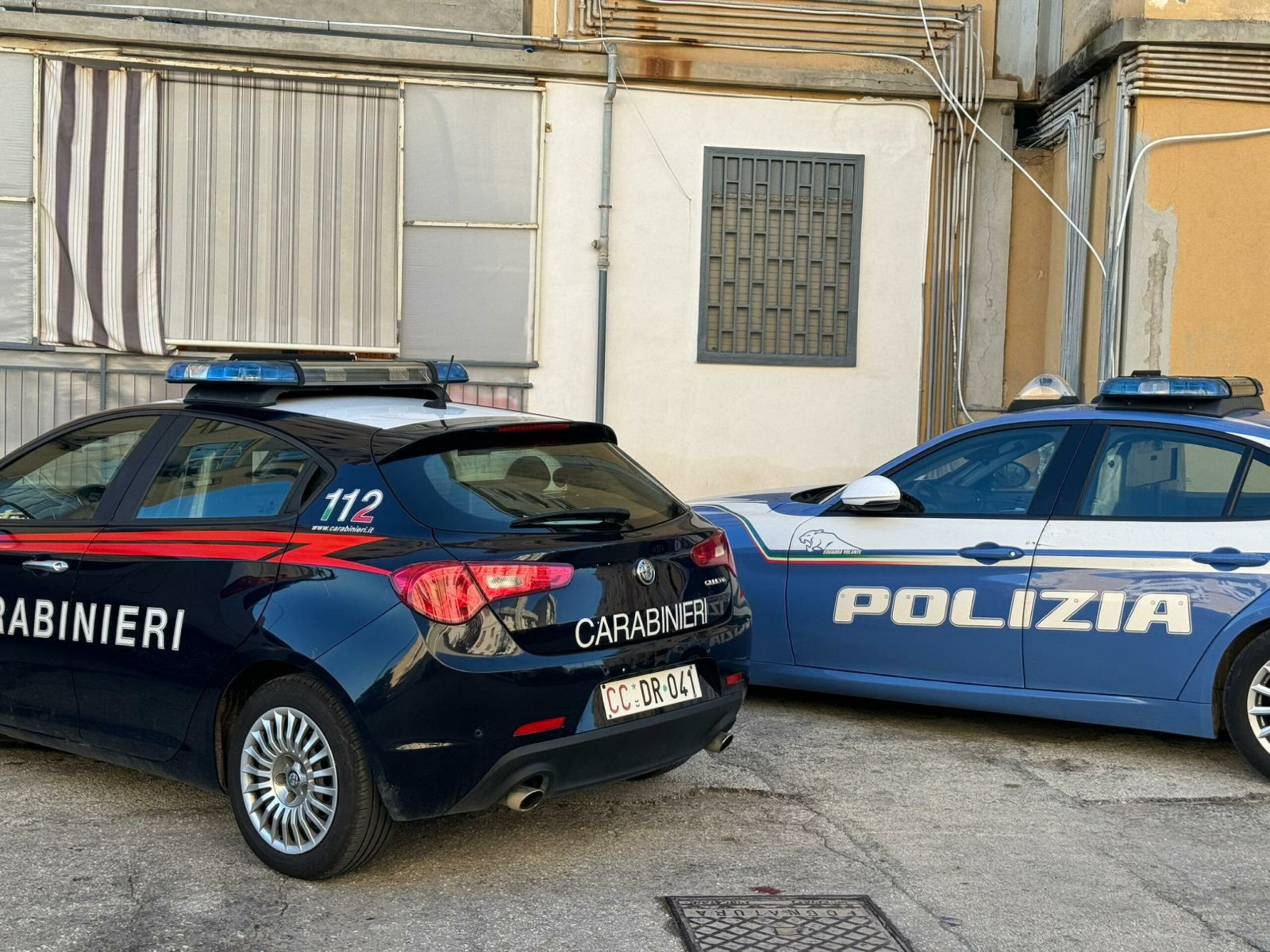 Giallo A Siracusa Cadavere Di Un Enne Trovato In Una Villetta L