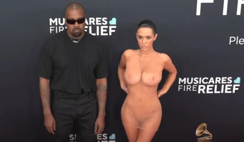 Bianca Censori nuda è la più cercata su Google, Kanye West si vanta e poi cancella