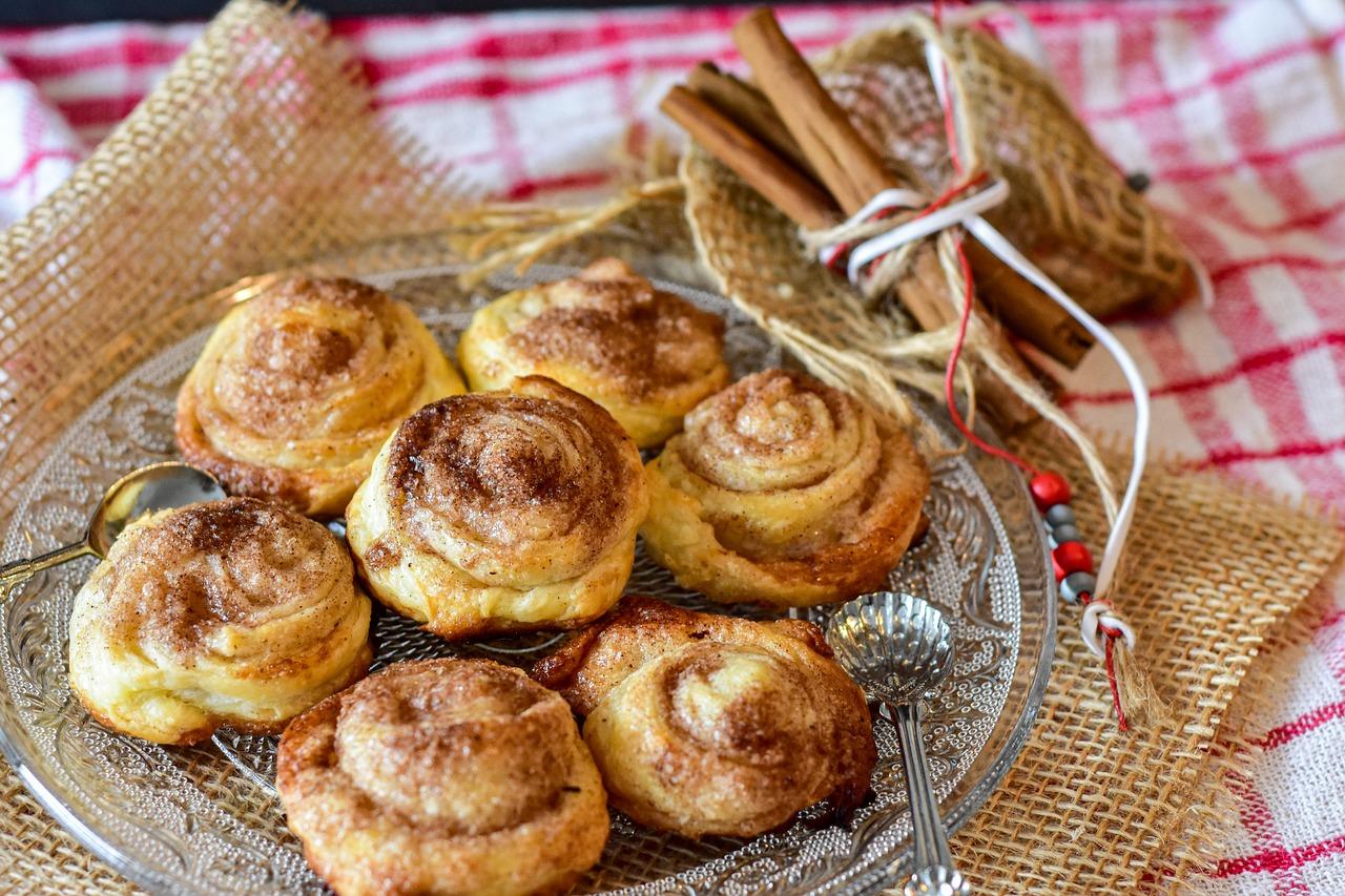 Facilissimi e velocissimi: ecco i dolci con la pasta sfoglia