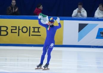 Pattinaggio, ai Mondiali di short track doppio colpo per Pietro Sighel: oro nei 500m e argento nei 1500m