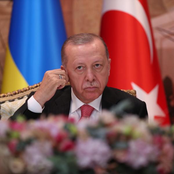 Ucraina, Erdogan: “Nessun ostacolo alla proroga dell’accordo sul grano”