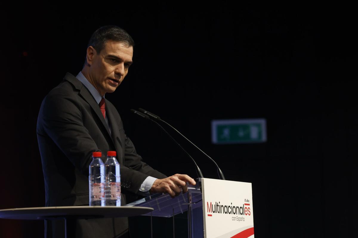 Spagna, Pedro Sanchez celebra il suo ritorno: “In Italia governa l’…