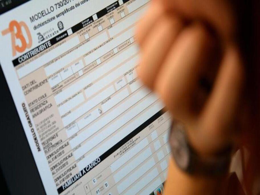 Modello 730 precompilato, parte domani 11 maggio la fase 2: come fare modifiche e quali controlli fa l’Agenzia delle entrate