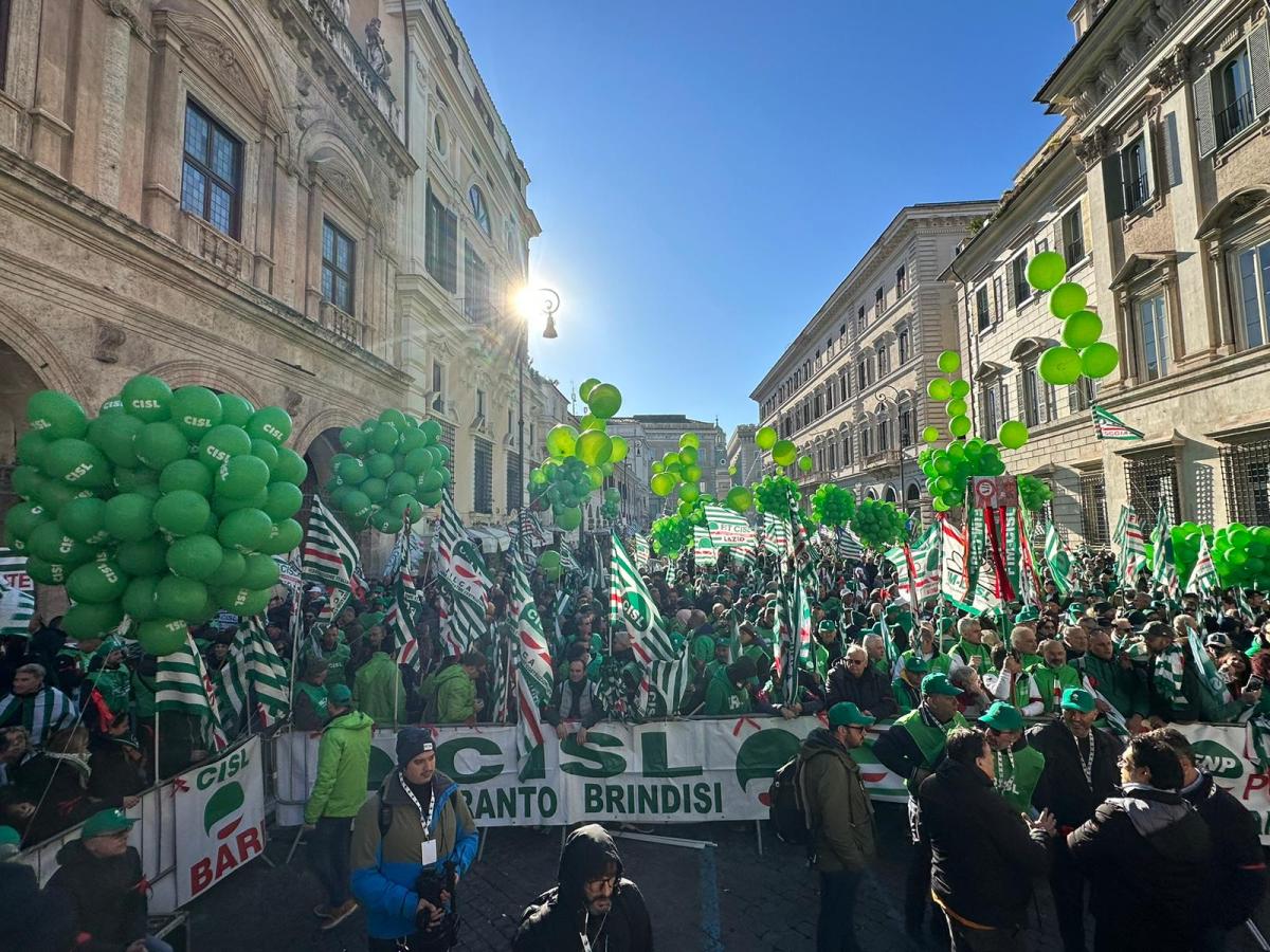 Manifestazione Cisl a Roma, in piazza per cambiare la manovra del g…