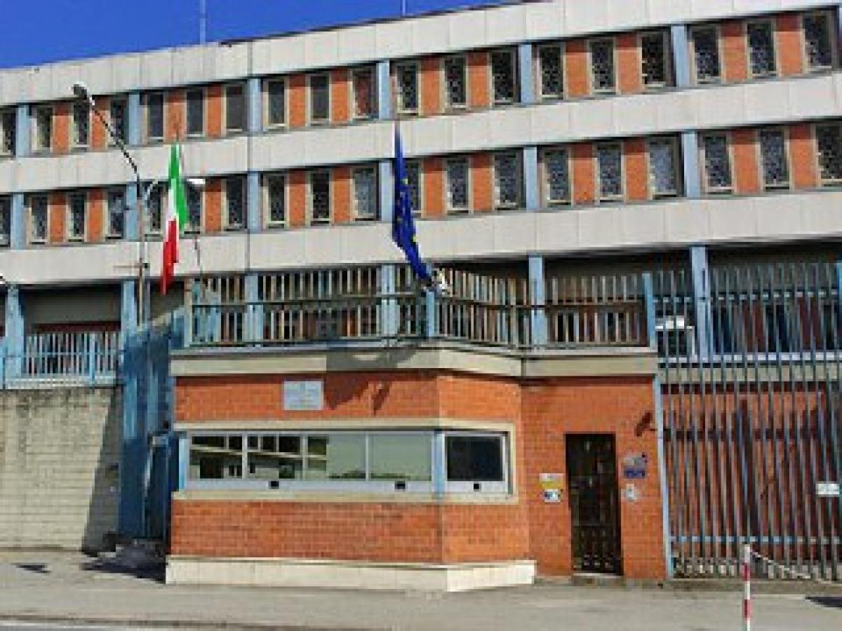 Carcere di Ivrea torture ai detenuti: 45 indagati tra poliziotti, m…