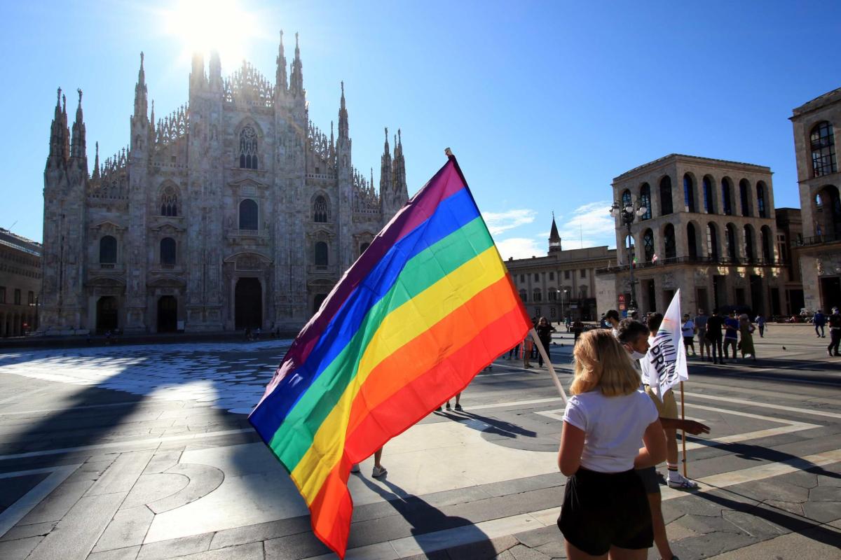 Diritti Lgbtq+, Milano avrà il suo registro alias: tutelerà i dirit…