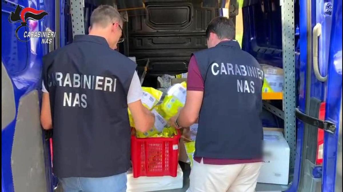 Napoli, 40enne muore dopo aver mangiato sushi: aperta un’inchiesta