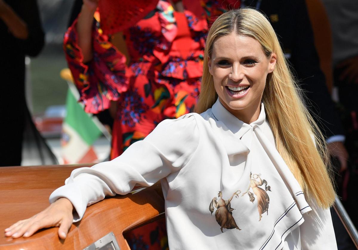 Michelle Hunziker mostra il terrazzo del suo appartamento a Milano …