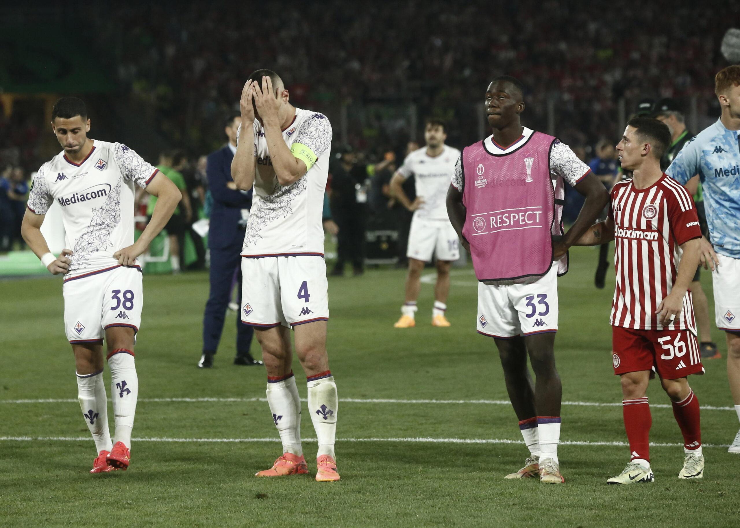 Fiorentina, non succedeva da 10 anni: i viola perdono 2 finali europee consecutive, l’ultima fu il Benfica