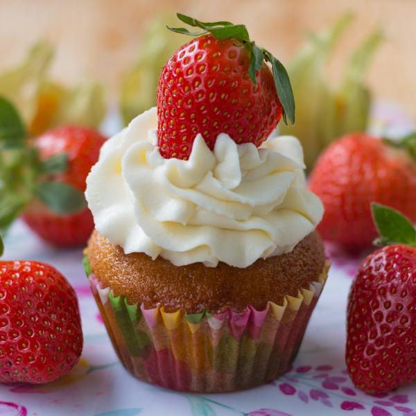 Sanno di primavera: ecco i muffin con fragole fresche