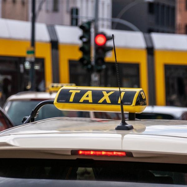 Ecco dove il taxi costa di più in Italia e nel mondo