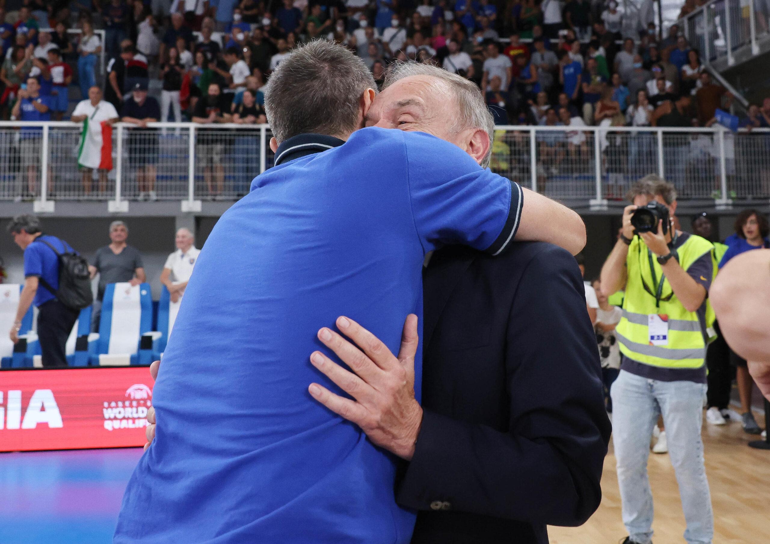 Basket, Petrucci su Pozzecco: “È un grande coach. Banchero? Non gli dirò nulla”