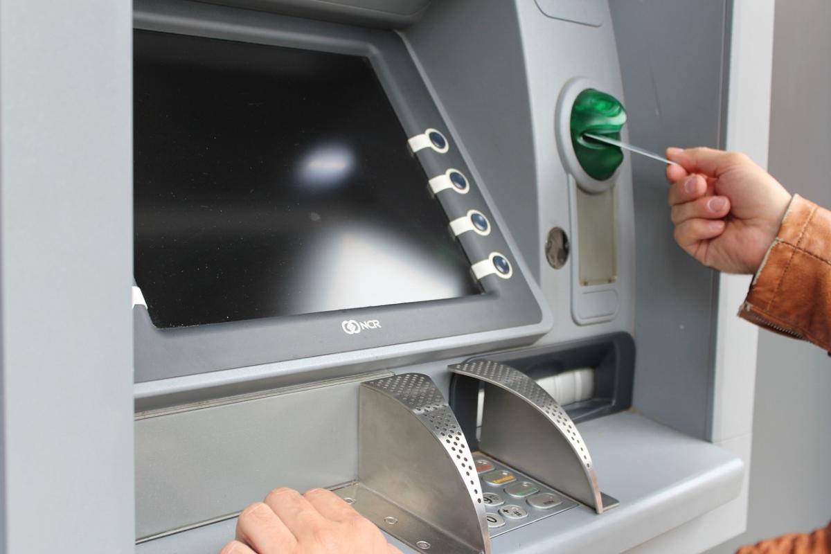 Truffa del Bancomat a Roma tramite skimmer: cos’è e a cosa stare at…