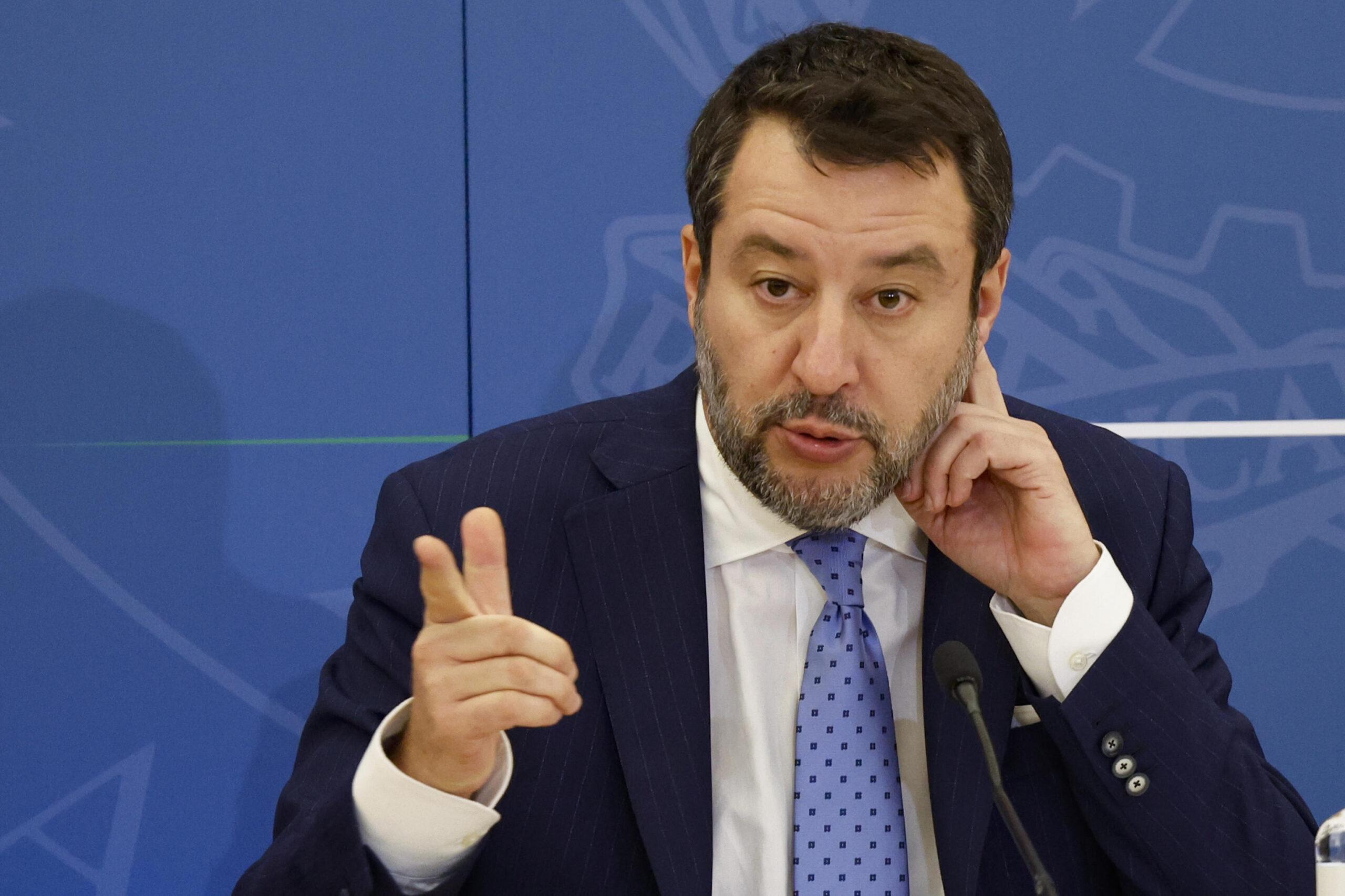 Legge Rampelli sulla lingua italiana, Salvini: “No alle sanzioni”