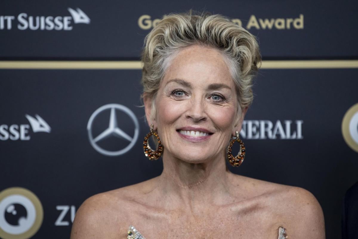 Sharon Stone denuncia la misoginia di Hollywood, ma salva Robert De…