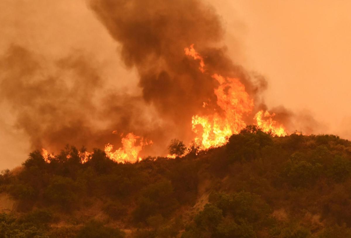 Gli incendi bruciano ancora il Canada, New York soffoca nel fumo. C…