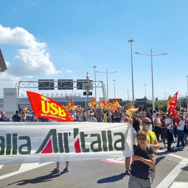 CIGS Alitalia: proroga per altri 10 mesi, le istruzioni INPS