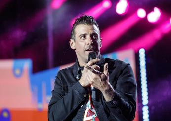 Francesco Gabbani annuncia due nuove date per il tour del 2025: il cantautore toscano nei palazzetti per celebrare i 10 anni di carriera