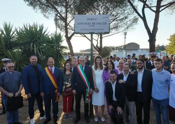 Roma, inaugurazione del ‘Parco Antonio De Falchi’. I fratelli commossi: “Grazie ai tifosi sempre con noi”, centinaia i presenti | VIDEO