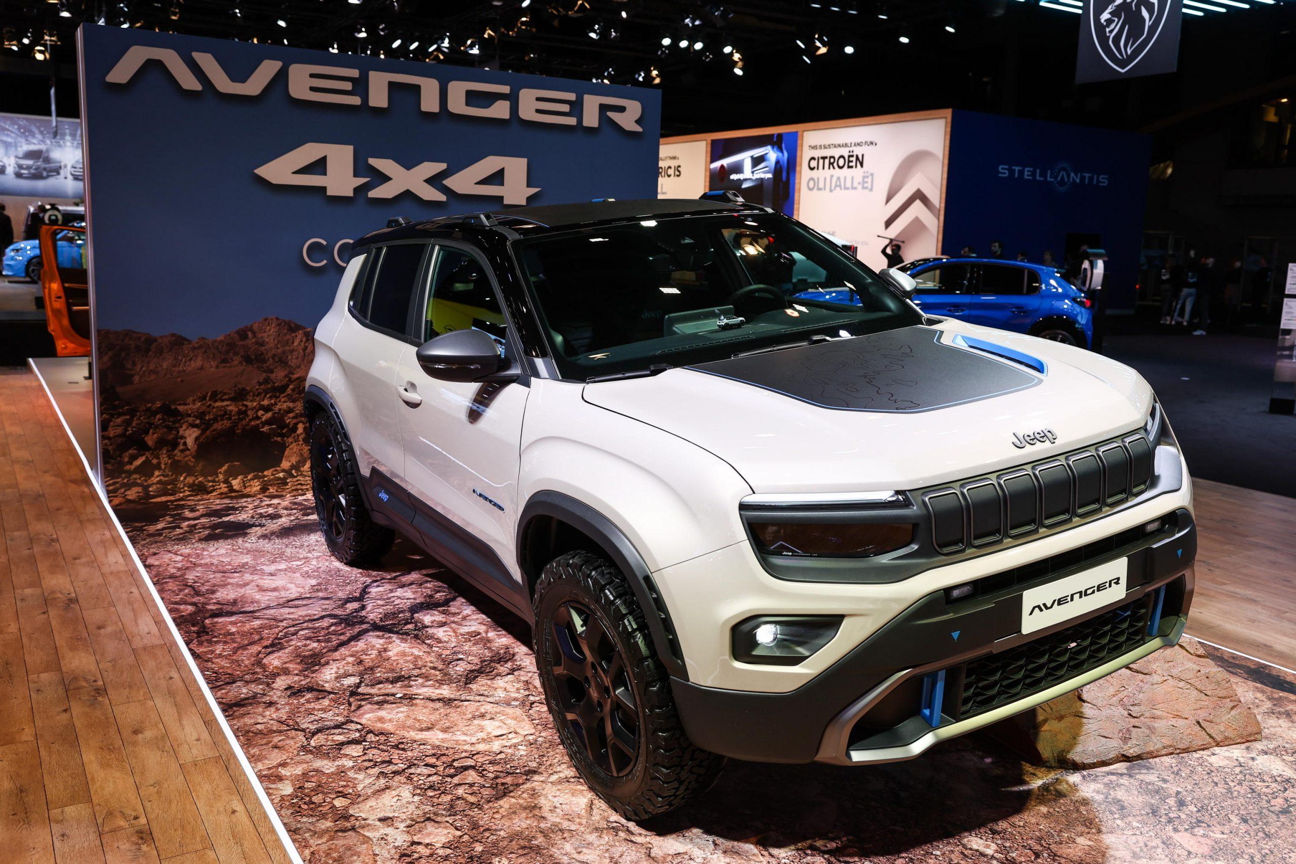 Auto dell’anno 2023, vince la Jeep Avenger