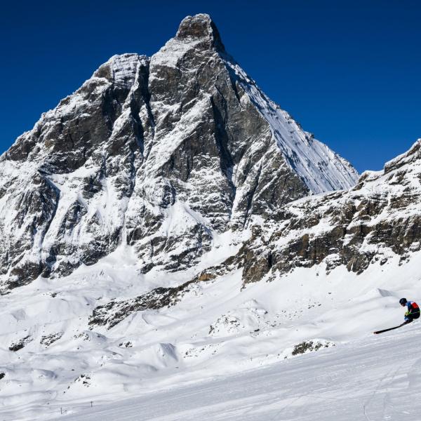 Capodanno 2024 in montagna: mete per giovani e famiglie con bambini