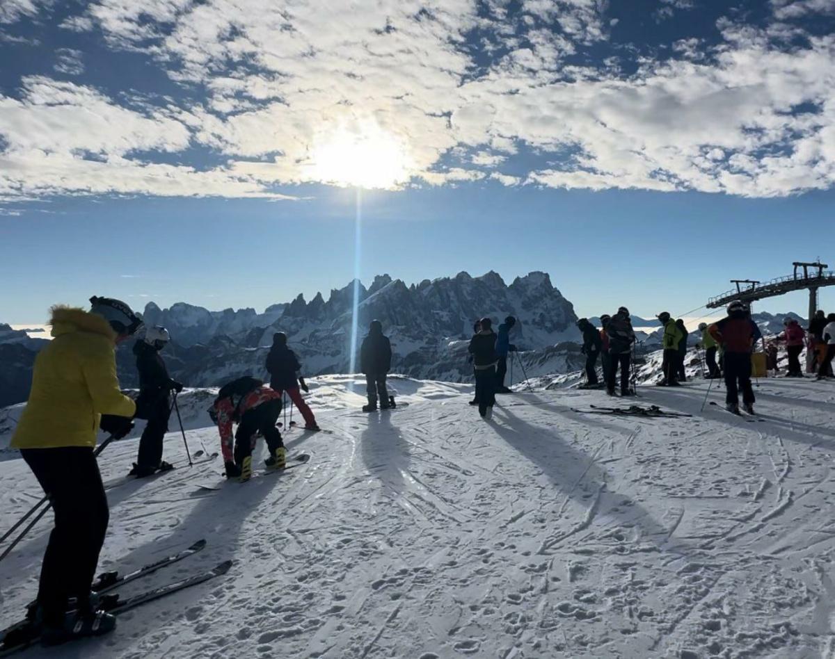 Valanga in Alto Adige, sciatore trascinato per oltre trecento metri: è in gravi condizioni