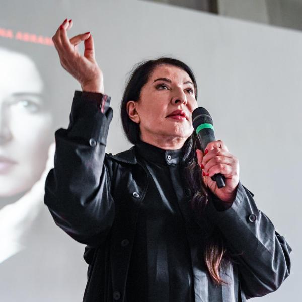 Mostra Marina Abramović 2024 Bergamo: date, orari, opere, biglietti e prezzi