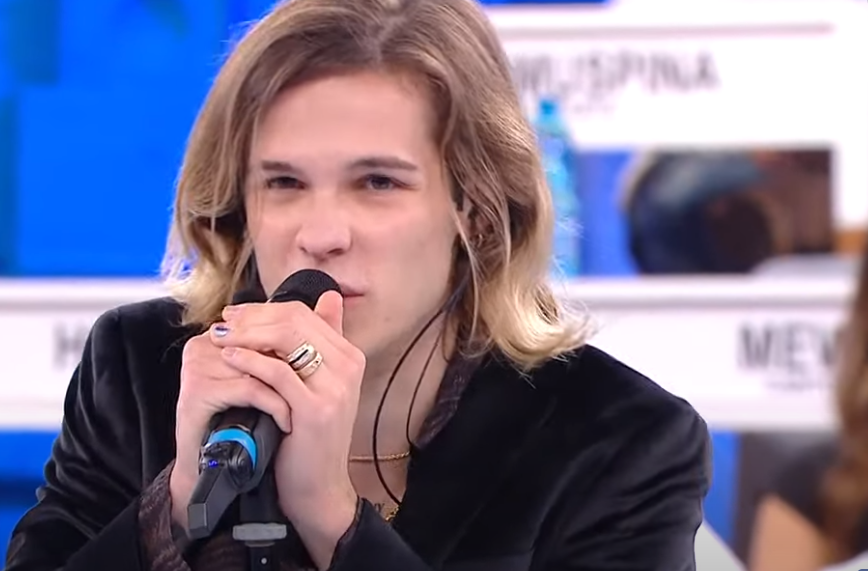 Matthew: età, vero nome, fidanzata e biografia del cantante di “Amici 23”