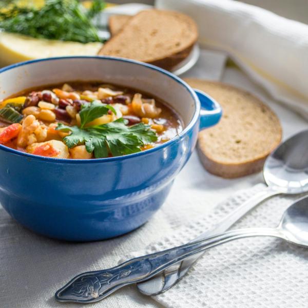 Minestra di fagioli: ricetta della nonna, ma non solo