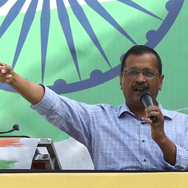 India, Arvind Kejriwal rimane in custodia cautelare: il primo ministro di Delhi non si dimetterà