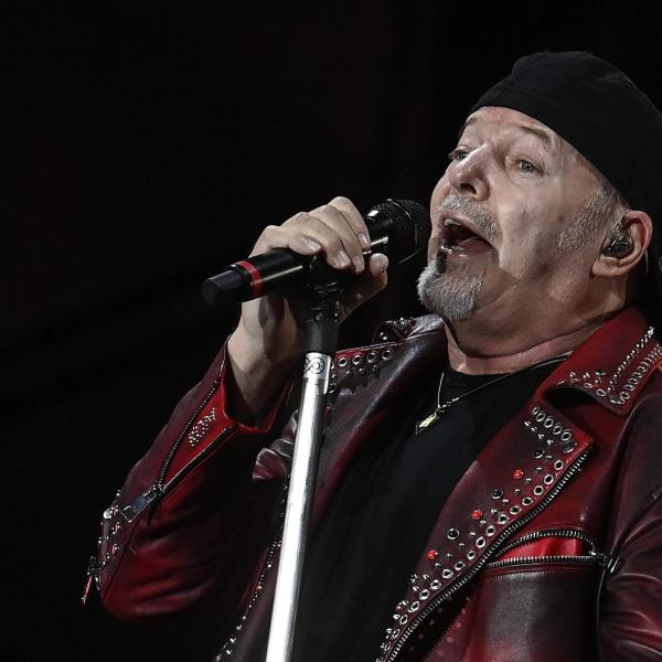 Vasco Rossi in concerto stasera a Messina: viabilità, navette e scalette delle canzoni