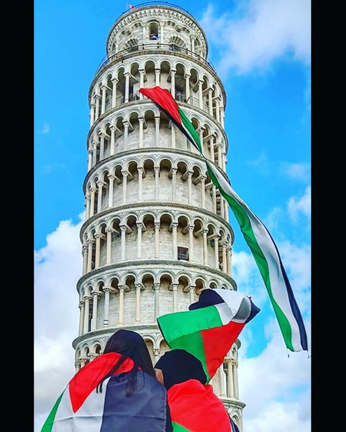 Duomo di Firenze e Torre di Pisa, bandiere palestinesi per due ecla…