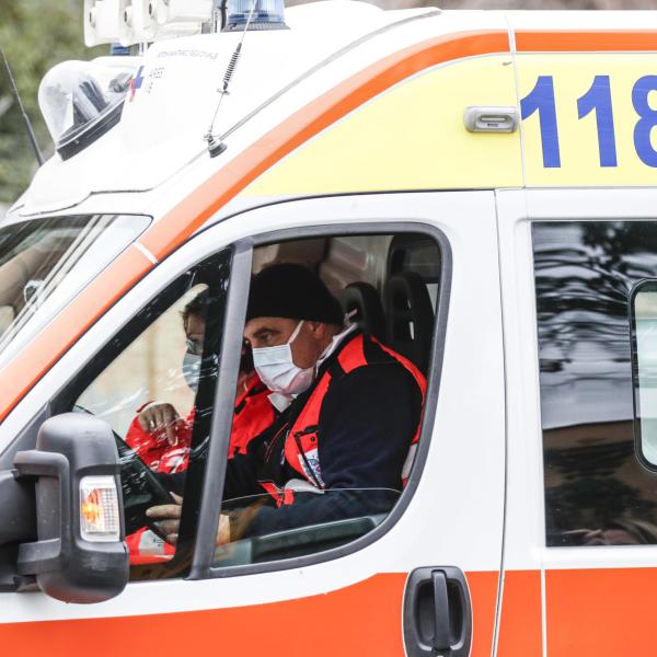 Napoli, 64enne aggredisce medico e infermiera: non ha gradito la diagnosi ricevuta