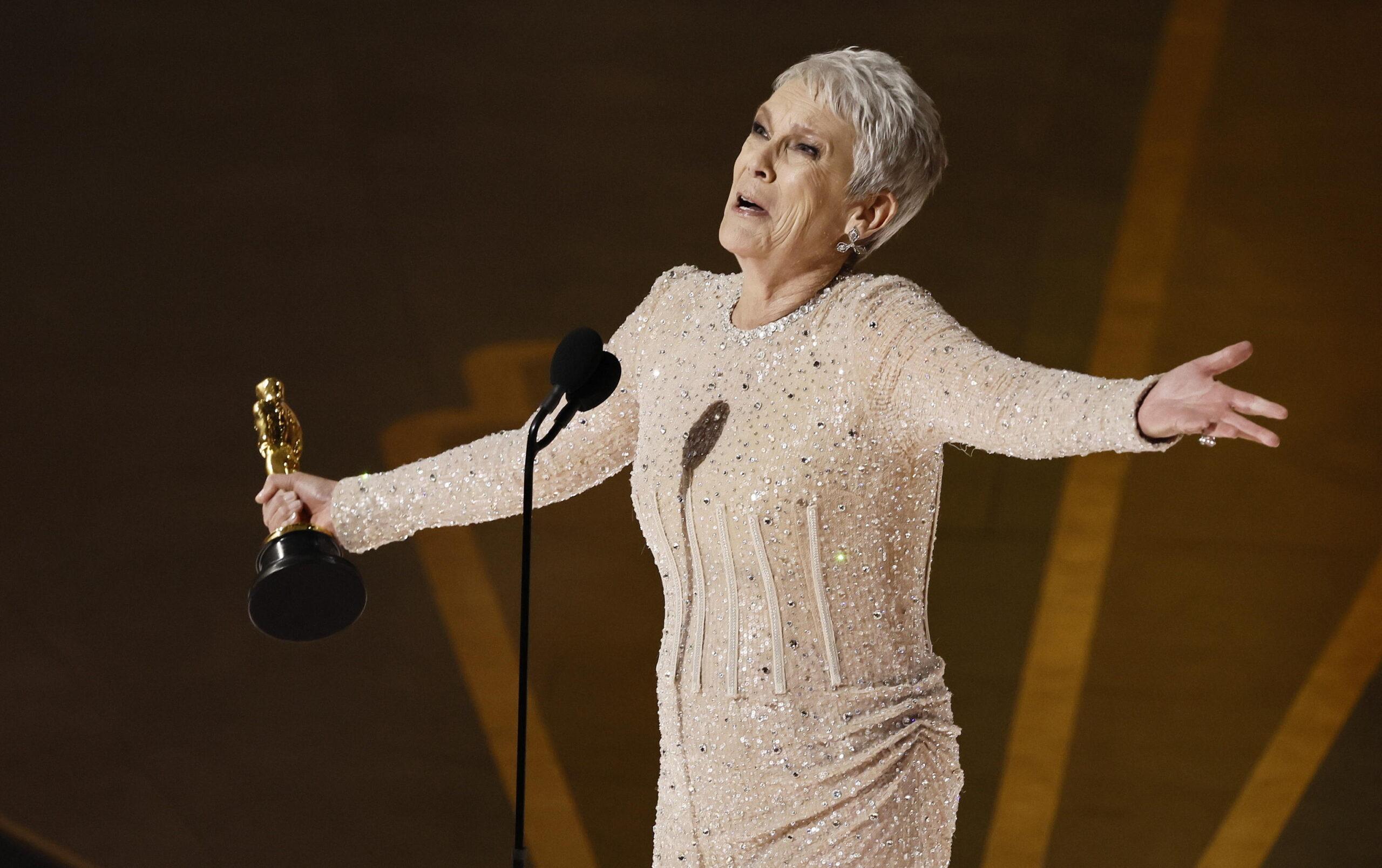 Jamie Lee Curtis: età, figlia e biografia dell’attrice Premio Oscar