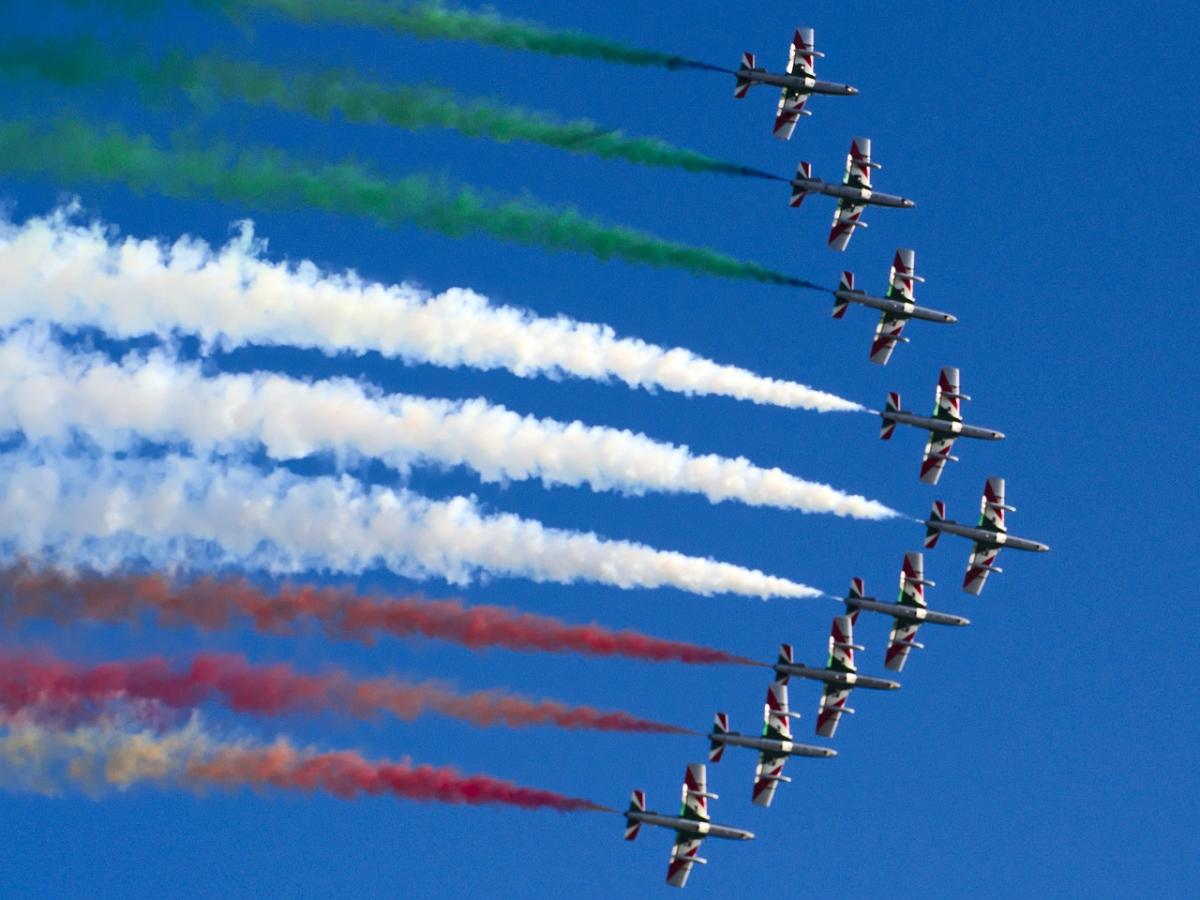 Frecce tricolori oggi 18 giugno 2023, quando passano a Pratica di M…