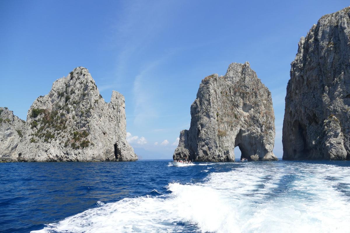 Capri, identificato il cadavere ritrovato in mare: era costumista d…