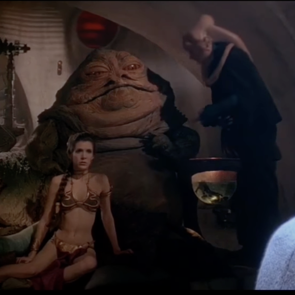 Qual è il prezzo del bikini dorato della Principessa Leila? Asta da capogiro per il costume di Carrie Fisher in “Star Wars”