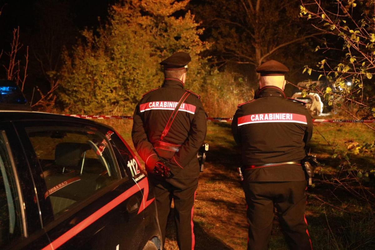 Potenza, incendio doloso: bruciata l’auto di un carabiniere