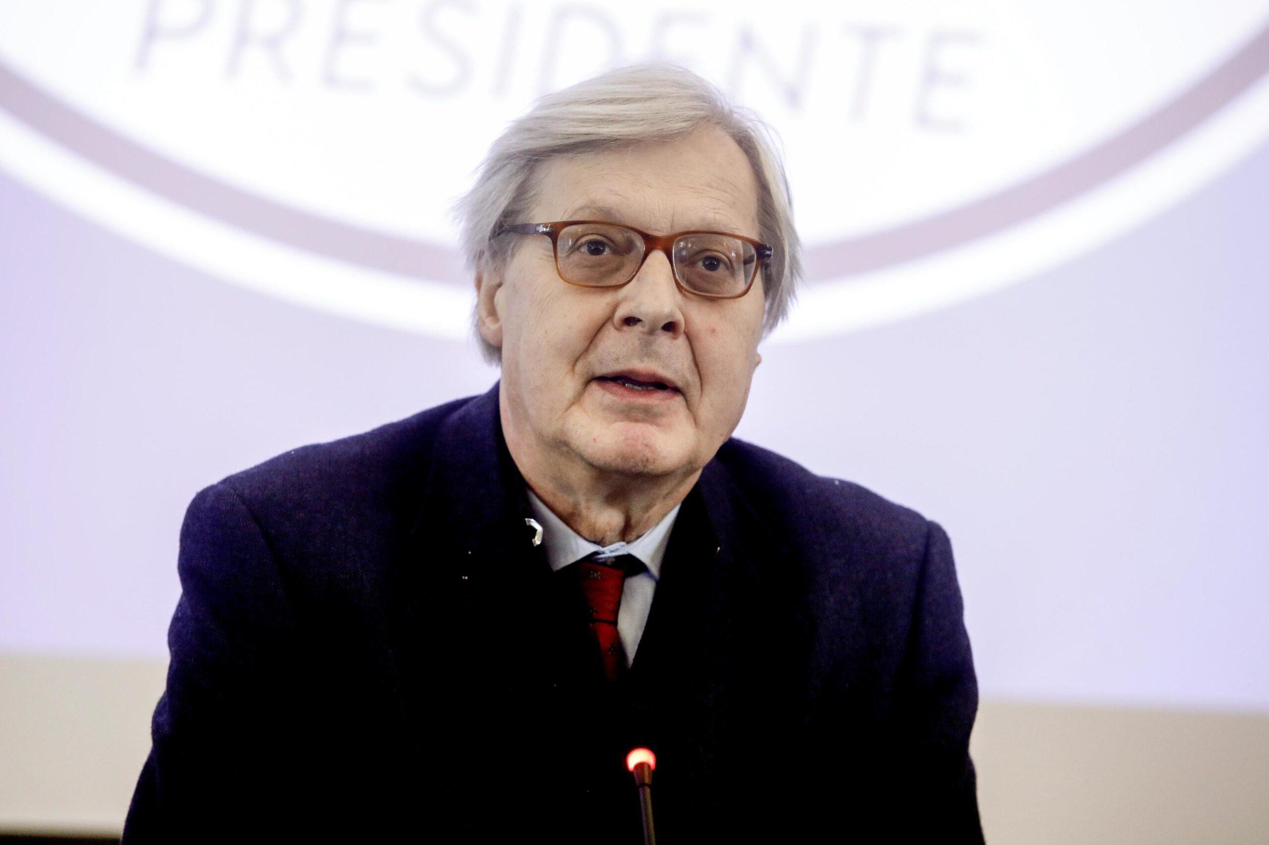 Vittorio Sgarbi scopre in diretta da Myrta Merlino della morte di Maurizio Costanzo, la reazione | Video