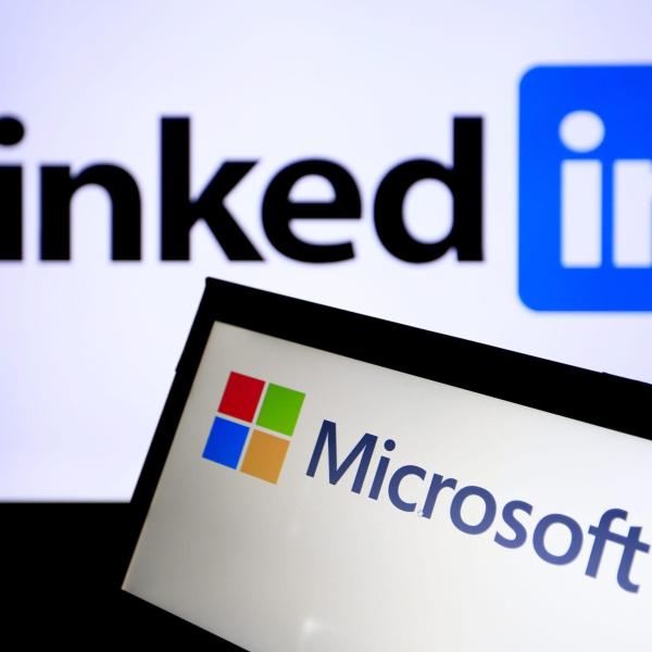 Cina, LinkedIn annuncia la chiusura: tagliati oltre 700 dipendenti