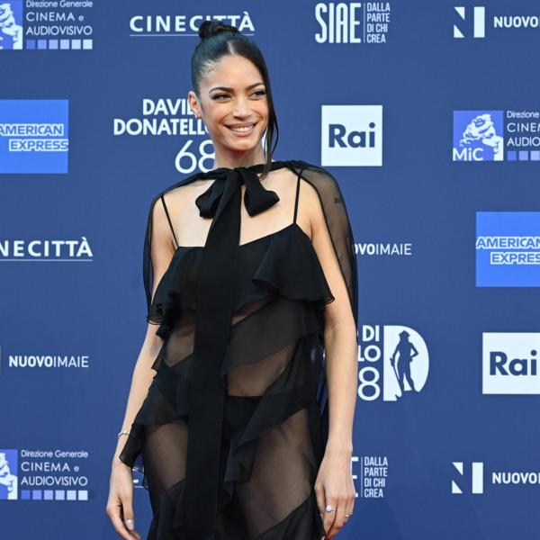 Elodie annuncia a sorpresa il nuovo singolo: ecco quando esce “A fari spenti”