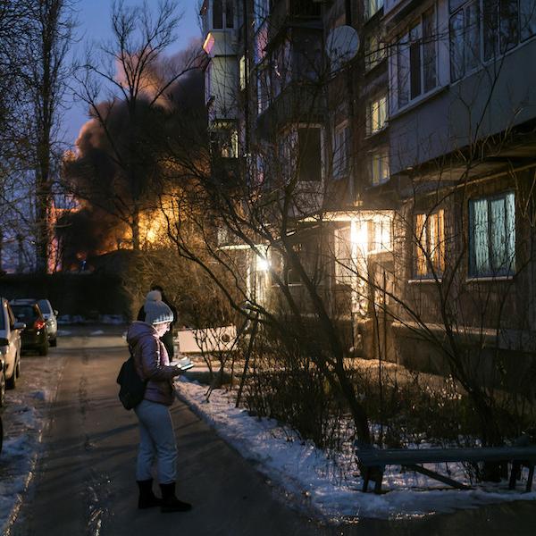 Guerra in Ucraina, droni russi colpiscono Kiev nella notte. Dannegg…