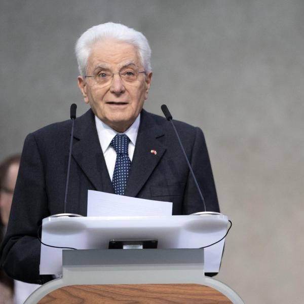 Ambiente, il Presidente Mattarella invita a accelerare nella transizione verde