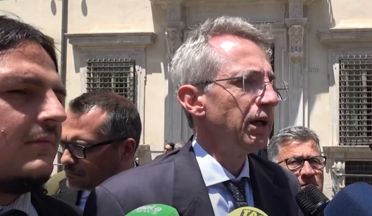 Campi Flegrei, i sindaci di Napoli, Bacoli e Pozzuoli dopo l’incontro con la premier Meloni: “Risorse per edilizia pubblica e privata” | VIDEO