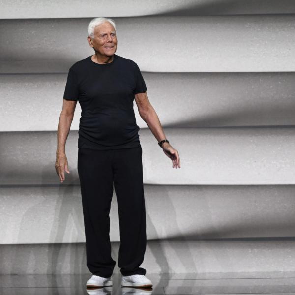 Giorgio Armani primavera estate 2023: la bellezza, l’eleganza e il Fil d’Or