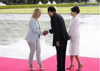 Giappone, Meloni al G7 di Hiroshima nel ricordo delle vittime dell’atomica. La premier: “Non dimentichiamo”