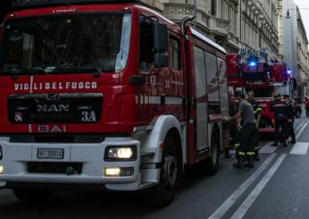 Varese, incendio in una palazzina di Saronno: ustioni di secondo grado per un anziano, è grave